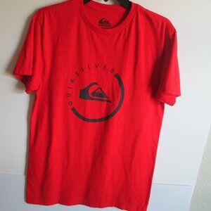 Quicksilver Size M Red T Shirt Big Logo Surfing Skateboard Y2K Short Sleeve